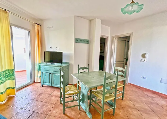 Isa-residence In With Air Conditioning And Private Outdoor Area 3* Orosei