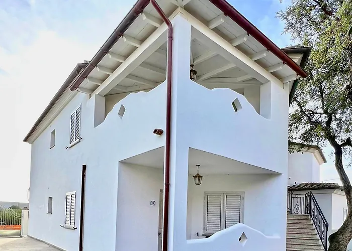 Isa-residence In With Air Conditioning And Private Outdoor Area Ξενοδοχείο με διαμερίσματα Orosei